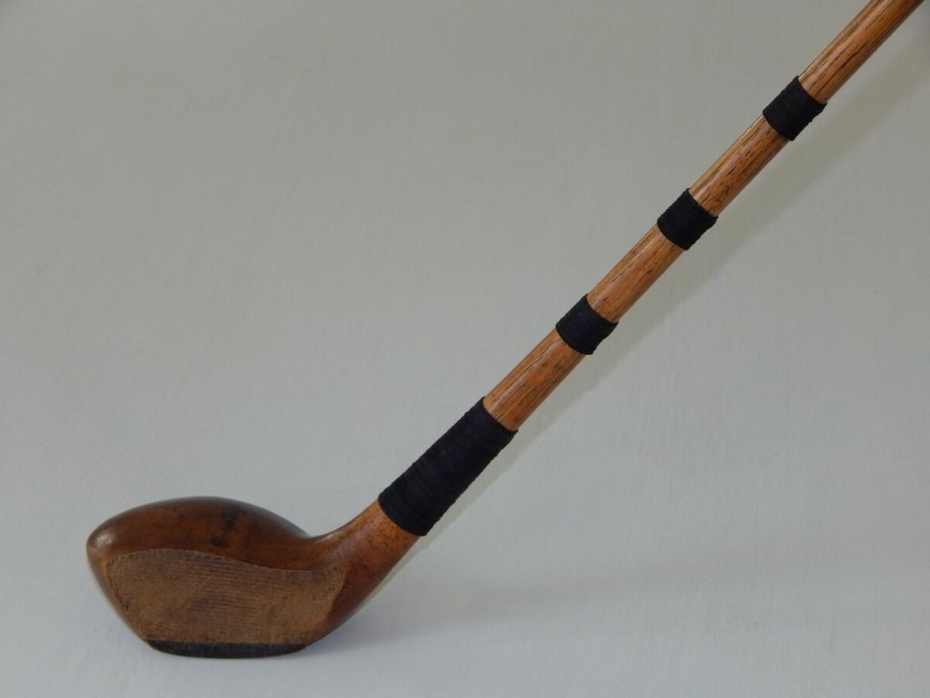 Long-Nosed Scraped Golf Club